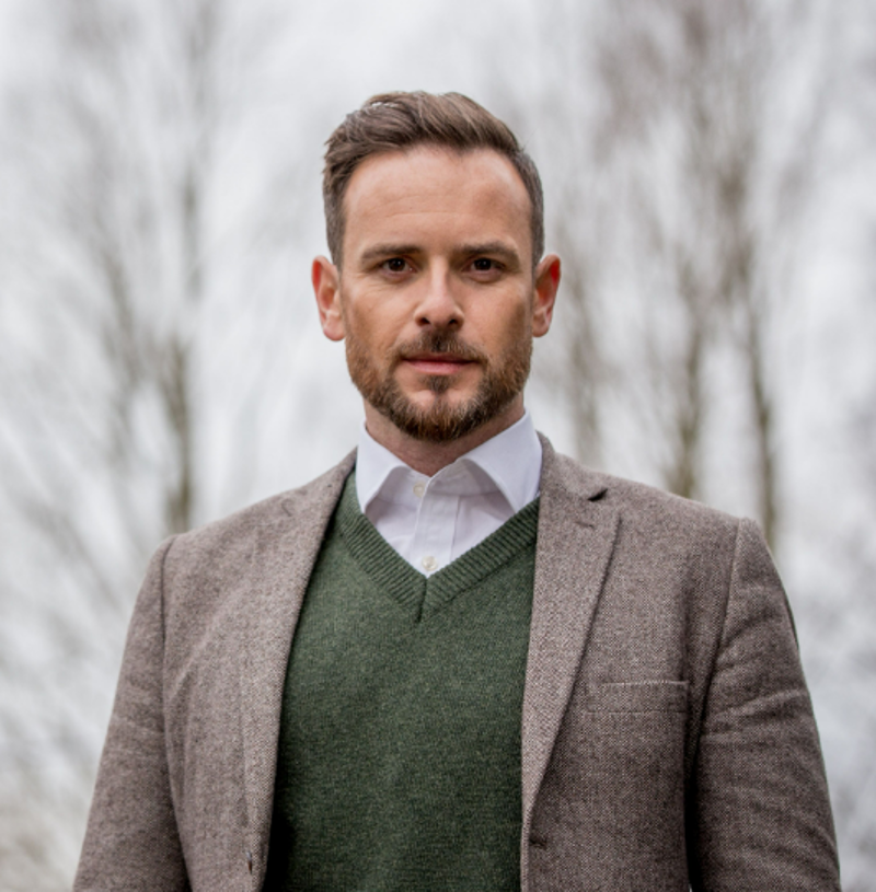 Massoti Lambswool V-Neck Jumper Forest L01 -1